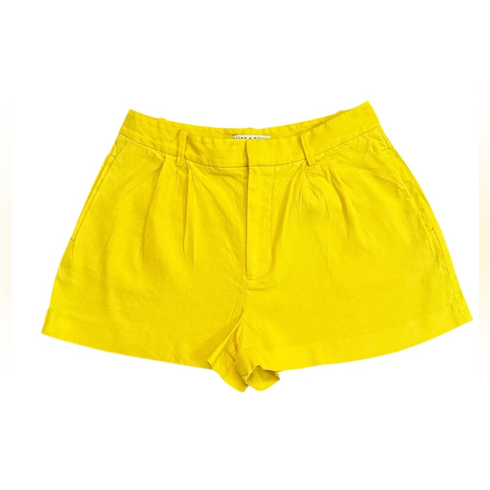 ALICE + OLIVIA Women’s Bright Yellow Linen Shorts - Size 2 Petite